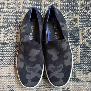 Rothy’s Original Slip On Sneaker in size 9 Camo Print